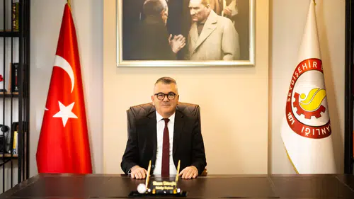 Başkan Ustaoğlu: Sağlık çalışanlarının fedakârlığı paha biçilemez