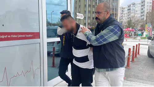 Konya’da şok cinayet: Babasını boğdu, 1 gün cenazeyle evde kaldı