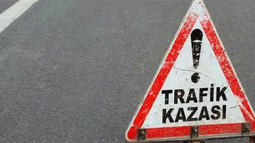 Konya’da TIR ile çarpışan traktör ikiye bölündü! 2 yaralı