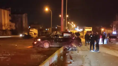 Konya’da trafik kazası! Tır ile otomobil çarpıştı