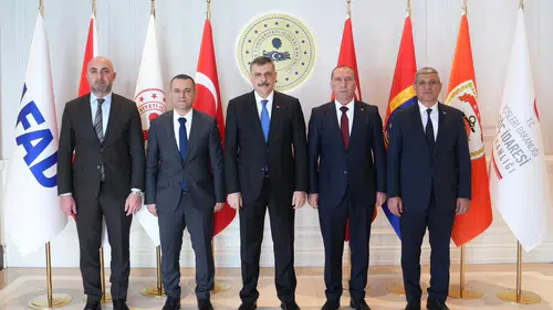 Çumra heyeti, Çumralı Bakan Çiftçi ile buluştu! Yeni müjdeler yolda