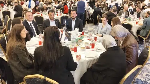 Konyalı mimarlar bir araya geldi! Plaketler sahiplerine ulaştı