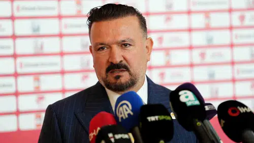 Konyaspor’dan Fenerbahçeli yöneticiye müthiş gönderme