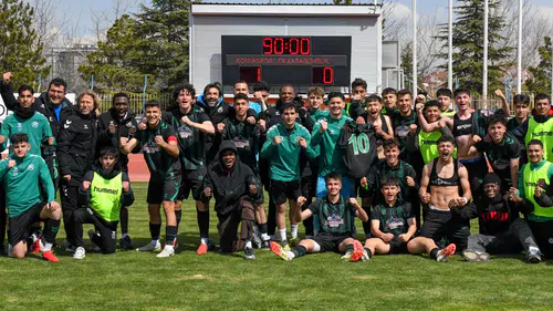 Konyaspor'un gençleri, Togolu forveti ile kazandı