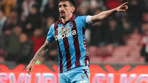 Trabzonspor'a Konyaspor maçı öncesi kötü haber! Tek stoper kaldı