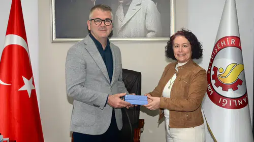 Konyalı yazar uluslararası fuarda Türkiye’yi temsil etti