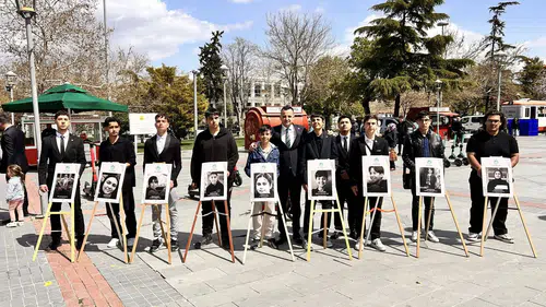Ülkü Ocakları Konya İl Başkanlığı’ndan 23 Nisan’da anlamlı sergi