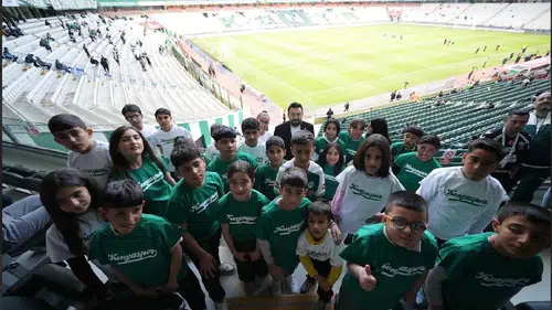 Cihanbeylili öğrenciler, Konyaspor maçında unutulmaz bir heyecan yaşadılar