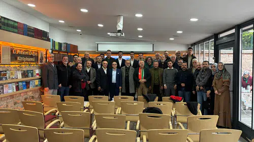 Konya’da “Gazze ve Radikalleşen İsrail” programı yoğun ilgi gördü