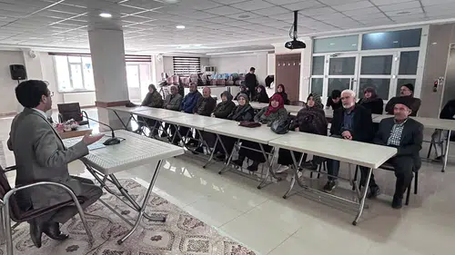 Konya Bozkır’da hacı adaylarına kapsamlı eğitim semineri