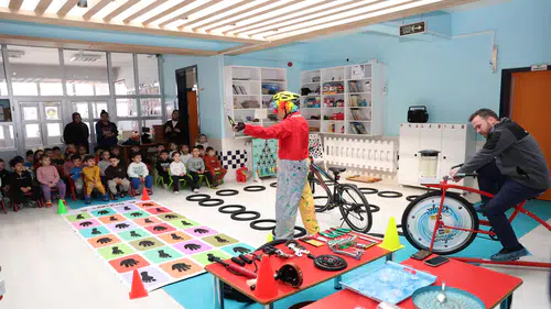 Konya’da ilginç uygulama! Çocuklar hem öğreniyor hem eğleniyor