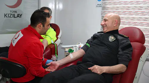 Konya Emniyeti’nden Polis Haftası’nda anlamlı kan bağışı