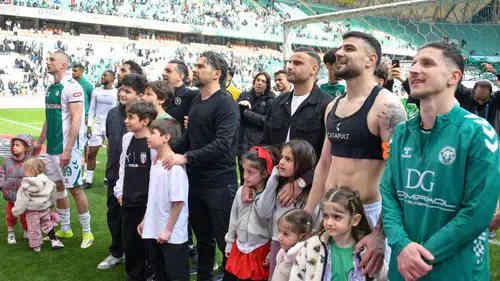 Konyaspor taraftarı, takımı çağırdı Antalyaspor maçında da galibiyet istedi