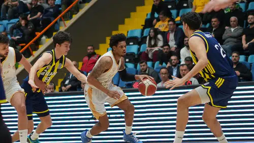 Konya Büyükşehir'den Fenerbahçe'ye fark! Seride öne geçtik