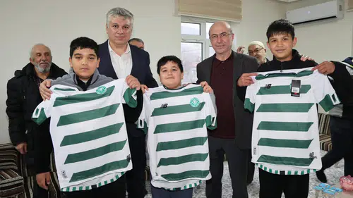 Konyalı Başkan, çocukları Konyasporlu yapıyor