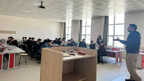 Aksaray’da kariyer desteği: Geleceğin mühendislerine rehberlik