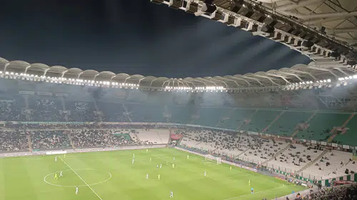Konyaspor - Fenerbahçe maçında tribünler dolmadı