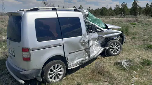 Konya'da feci kaza! Tır ile araç çarpıştı, 1 ölü