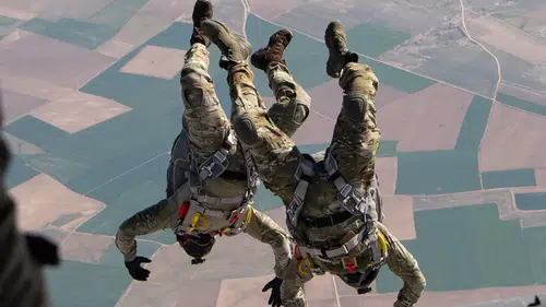 Bu görüntüler Konya’da çekildi! Korkusuzca atladılar