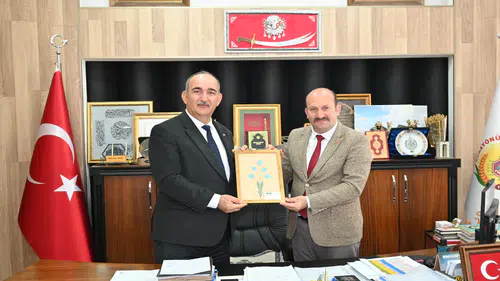 Yeşilay ve Sarayönü Belediyesi iş birliği masasında