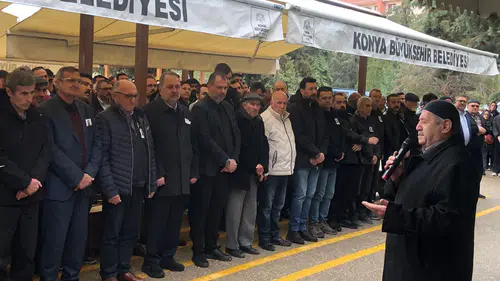 Konya iş dünyası yasta! Elmalı son yolculuğuna uğurlandı
