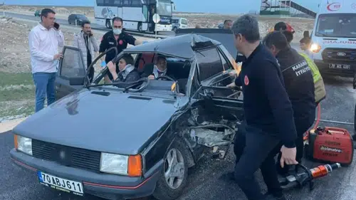 Karaman’da akşam saatlerinde kaza: Ekipler zamanla yarıştı