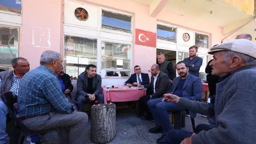 Konya siyasetinde hareketlilik: AK Parti Bozkır’da kapı kapı dolaştı