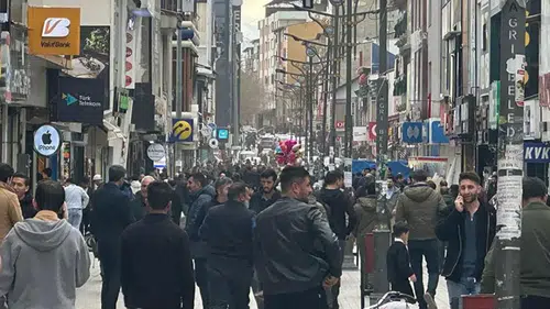 Büyük panik yaşandı! Ağrı depremle sarsıldı