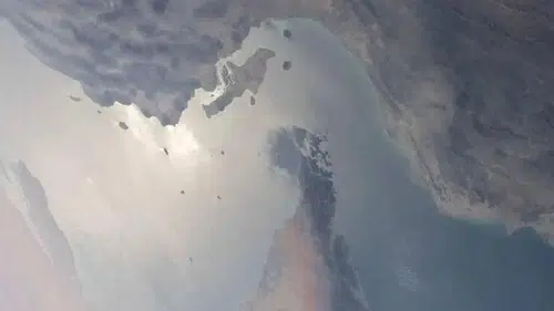 İran, Hürmüz Boğazı’nı yeniden kapattı