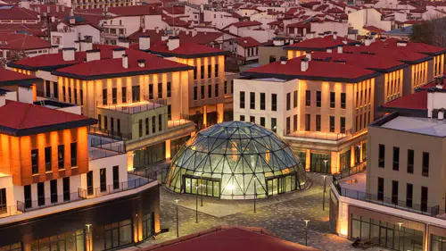 Cam kubbenin altında 800 yıllık sürpriz: Konya’da tarih yeniden yazılıyor