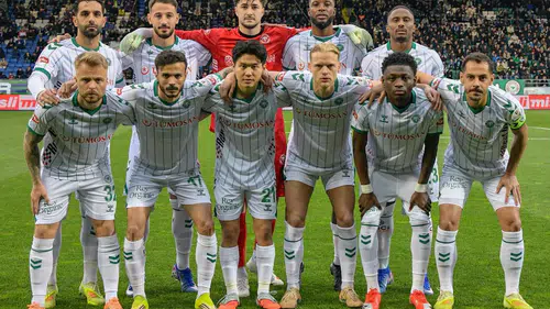 Konyaspor'da İlhan Palut'ta büyük rotasyon