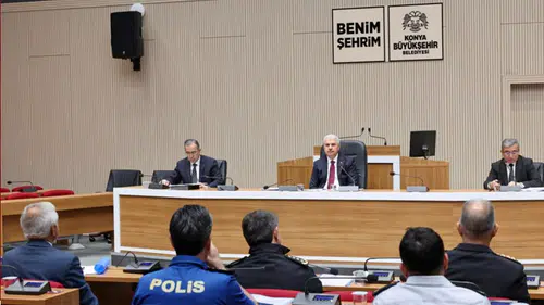 Konya’da sahipsiz hayvanlar için kritik toplantı: Yeni kararlar masada