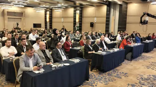 Çocuklarda miyopi artıyor! Konya’da uzmanlardan önemli açıklamalar