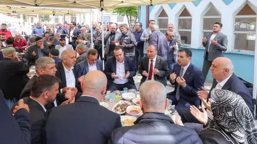 Başkan Özgökçen Çumra’da! Eller semaya kalktı