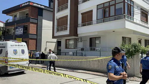 Konya’da anne ve babasını öldüren hukuk öğrencisi zanlıyı ellerindeki kan ele verdi! İşte o zanlı