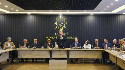 Spor Bakanı Konya’da! AK Parti’de partililerle görüştü