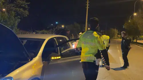 Aksaray’da gece denetimi: Alkollü sürücüye geçit yok