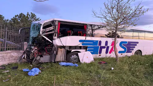 Konya’da feci kaza! 1 ölü, 8 yaralı