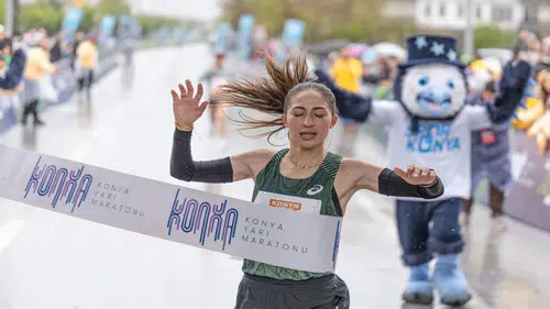 Konya Yarı Maratonu’nun en etkileyici fotoğrafları seçildi