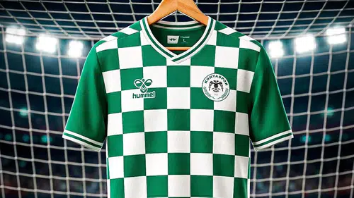 Konyaspor'un yeni formasını taraftarlar seçti