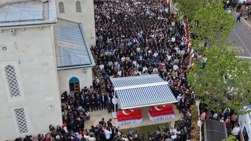 Bakan Çiftçi törene katıldı! Şehitlerimize acı beda