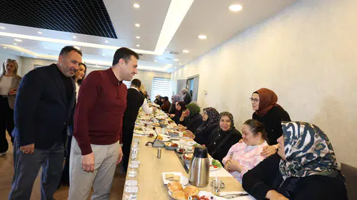 AK Parti Konya en özel isimleri unutmadı