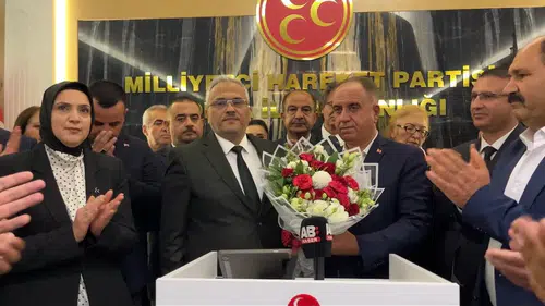 Konya’da MHP’de bayrak değişimi! Sedat Göncü görevi devraldı
