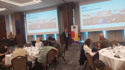 Gazetecilerin çalışma hakları Ankara’da masaya yatırıldı