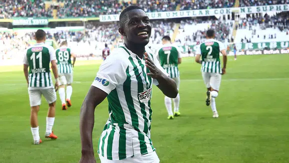 Türkiye kariyerinde Konyaspor'da başlamıştı! 1. Lig'de takım değiştirdi