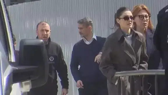 Bakan Çiftçi Konya’da! O ismin elini öptü