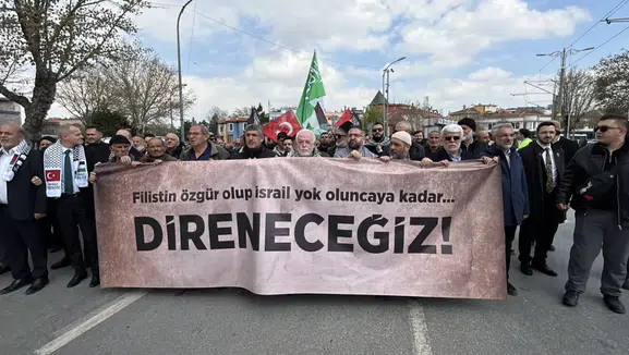 Konya, katil İsrail’i protesto etti