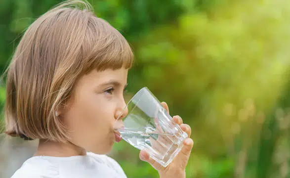 Konya’da uzman tek tek sıraladı: Yazın çocukların sağlığını tehdit eden riskler