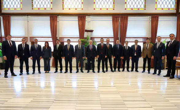 Birçok isim Konya’dan ayrılıyor! Vali Akın o isimlerle görüştü