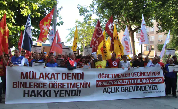 Konya'da öğretmenlerden sert tepki! "Haklar iade edilsin"